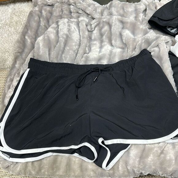 ID Ideology Women S Drawstring Running Shorts Black Size XX-Large - Picture 2 of 3